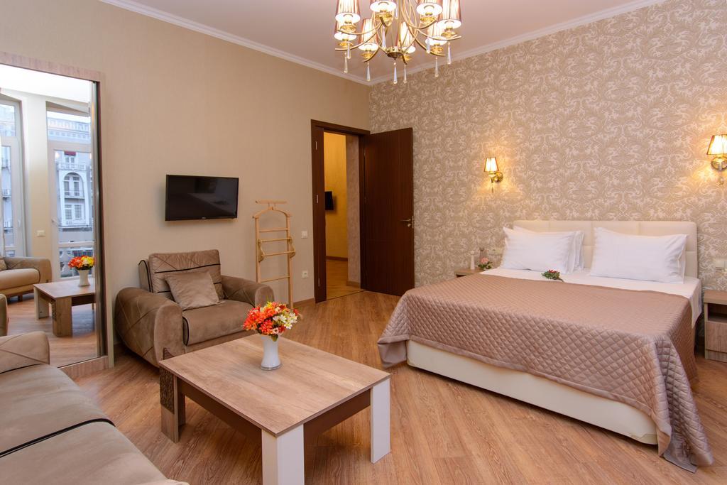 טביליסי Dat Exx Apartments On Marjanishvili מראה חיצוני תמונה