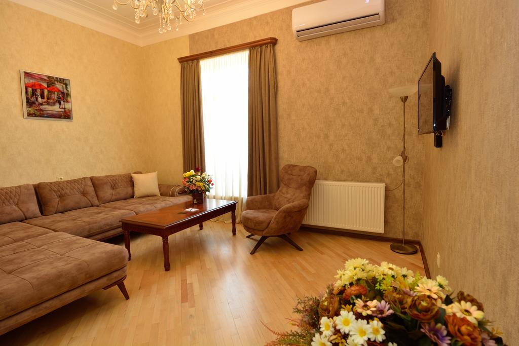 טביליסי Dat Exx Apartments On Marjanishvili מראה חיצוני תמונה